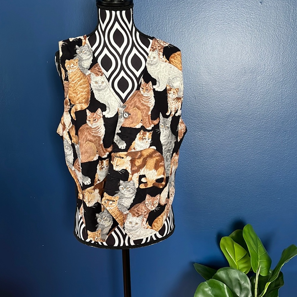 Vintage Cat Vest Size L by Made in Heaven